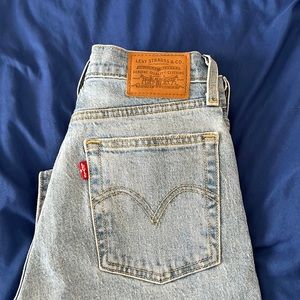 Levi’s straight jeans
